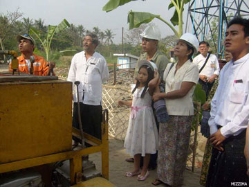  “We had such a high number of funerals last year because of the summer heat. Rangoon and the provinces recorded high temperatures in April and May.  We supported many funerals during April, sometimes up to 80 per day”, Kyaw Thu told Mizzima.