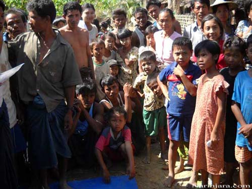 Arakan-villagers