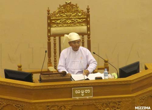 Thein-Sein-parliament-session-august-22-2011