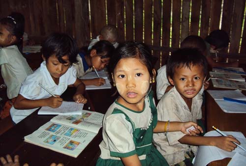 Primary_Students_in_village_school