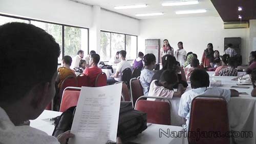 UNHCR-Meeting-with-Burmese-Urban-Refugees-in-Bangladesh