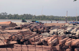 bangla-teknaf-port