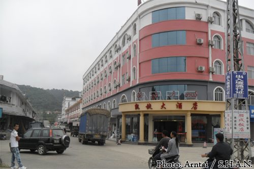 khaing-swe-hotel-mongla