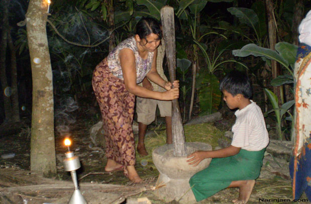 Arakanese-poor-family