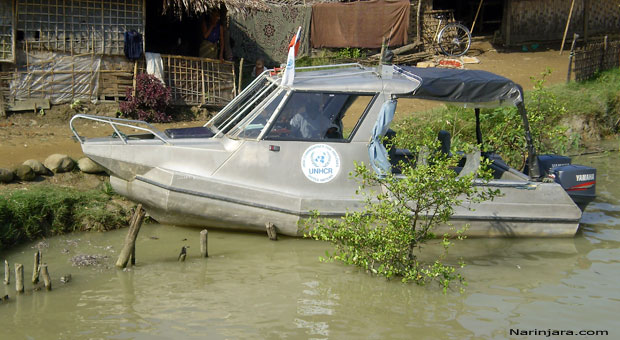 Burmese-speed-boat