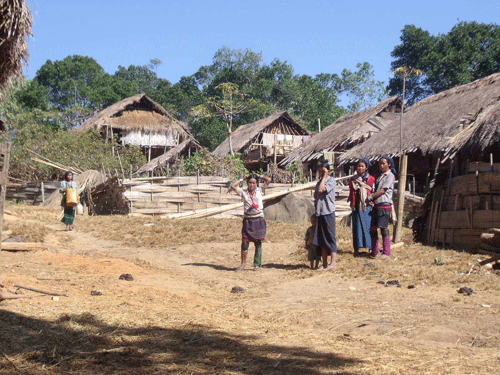 ရှားတောမြို့နယ်မှ ကျေးရွာ တရွာ (ဓါတ်ပုံ-ကေတီ)