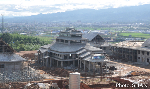 The monument under construction