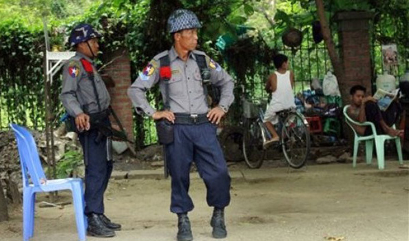 Burmese-police