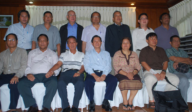 KNU-and-Government-representatives-met-at-Wattana