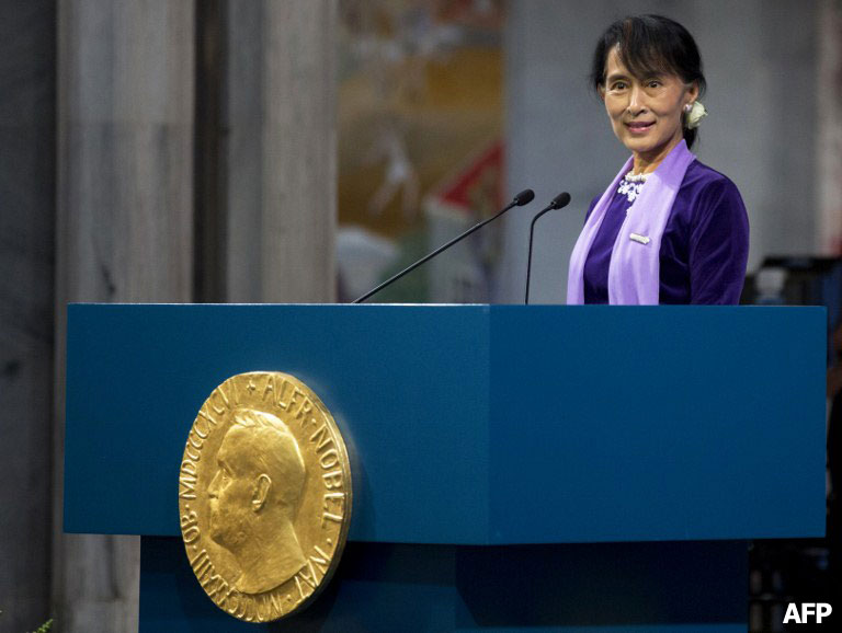 Suu-Kyi-delivers-her-Nobel-speech