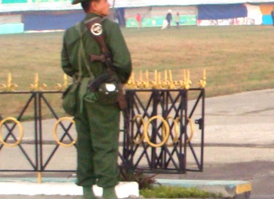 burma-army-soldier