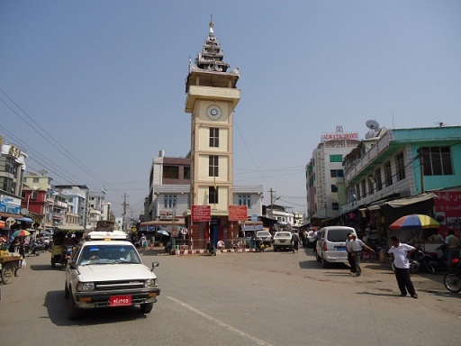 သျှမ်းပြည် (မြောက်ပိုင်း) မူစယ်မြို့လယ်မြင်ကွင်း(ဓါတ်ပုံ-TravelPod)