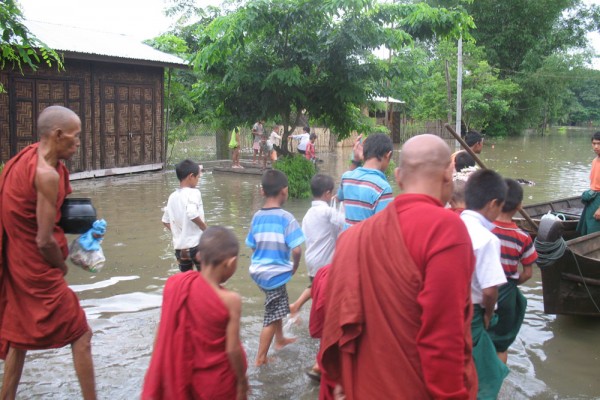 myitkyina-flood5_600_400