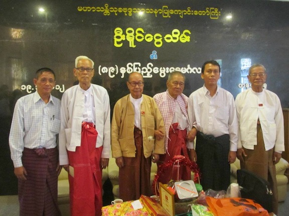 အထင်ကရနိုင်ငံရေးသမားအချို့နှင့်အမှတ်တရဓါတ်ပုံ(Photo- Face book)