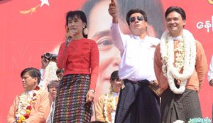 suu-kyi-talks-in-naypyitaw