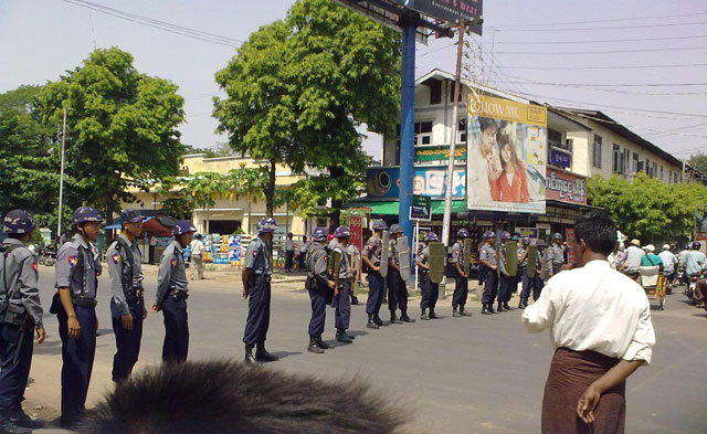 demonstrations-in-Pyi