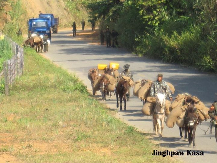 ကချင်ပြည်နယ်အတွင်းလှုပ်ရှားနေသော မြန်မာအစိုးရစစ်ကြောင်း