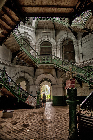 Secretariat-Victorian-StaircasePhoto-by-Jacques-Maudy-and-Jimi-Cassaccia