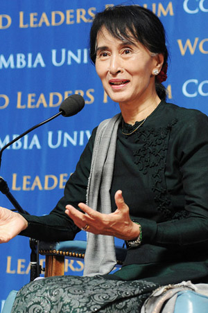 Aung-San-Suu-Kyi-at-World-Leaders-Forum