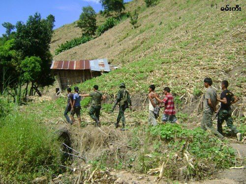 Myanmar_Soldiers_ddew