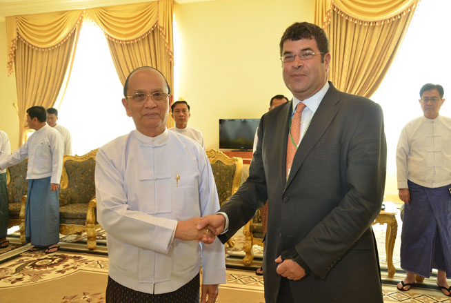 Neal-Steven-Wolin-and-Thein-Sein-met