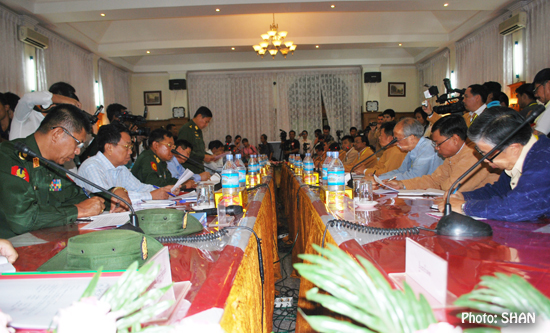 Union-level meeting between RCSS/SSA and Naypyitaw in Kengtung, Shan State, on 19 May 2012 (Photo: SHAN)