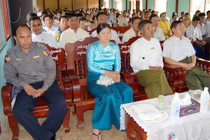  ဘုရားသုံးဆူမြို့အထက ပညာရည်ချွန် ဆုပေးပွဲအခမ်းအနား(Photo- ဘုရားသုံးဆူ)