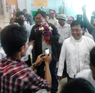 Arakanese Welcome Well Known Historian Dr. Aye Chan at Yangon