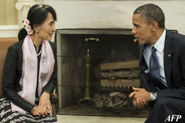 xSuu-Kyi-and-Obama-meet-in-the-Oval-Office-of-the-White-House_s