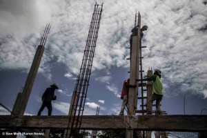 Migrant-worker-at-construction