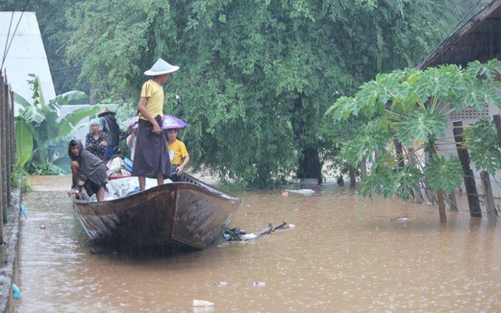 flood-in-mae-sot.jpg