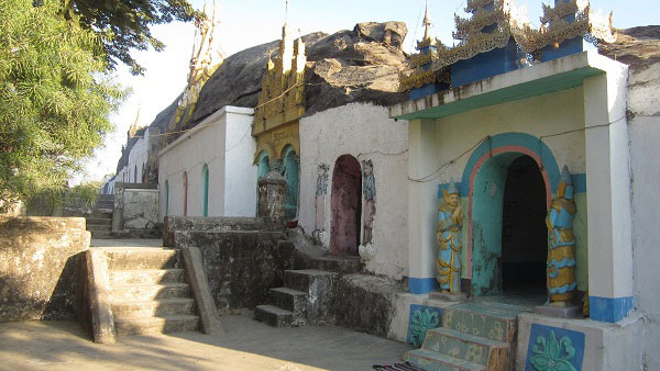 The Kyauktalone pagodas in Kyauk Prau.