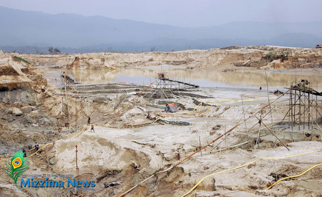 Gold-mining-in-Tanai-Kachin