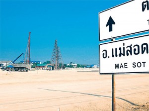 An ongoing construction project in Mae Sot (photo-Henry Zwartz)