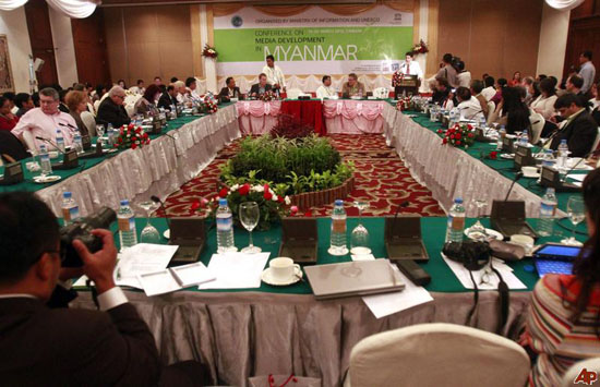 myanmar-media-conference-2012-3-20-7-0-9