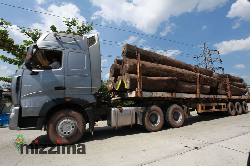 logging-truck