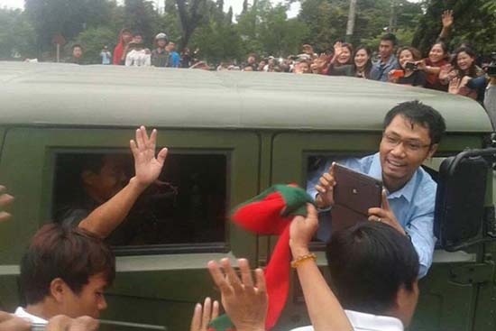 KIO Vice-chief of staff Maj Gen Gun Maw arrives in Myitkyina on Monday afternoon. (Photo courtesy of Jade Land)