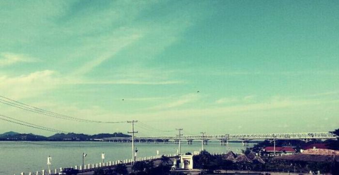 Mon state's Than Lwin Bridge is  the second longest bridge in Myanmar. 