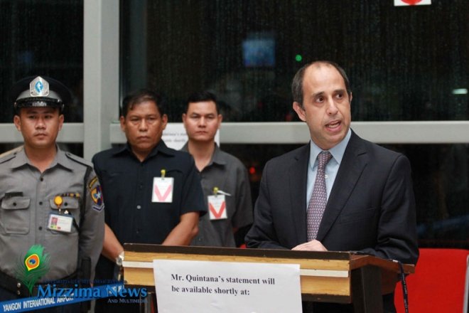 Rapporteur on Rights in Myanmar Tomas Ojea Quintana talks to journalists during a press conference prior to his departure from the Yangon airport on August 21, 2013.