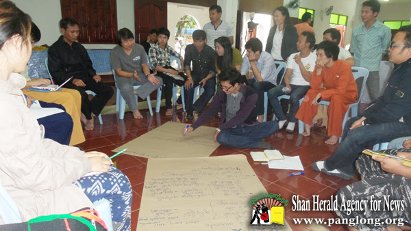 Shan in exile seek to preserve language in digital age 3