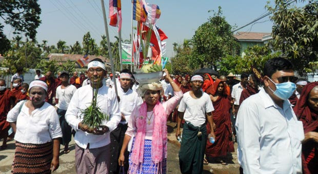 စစ်တွေ ဆန္ဒပြပွဲ မြင်ကွင်း (၁၆/၃/၂၀၁၄)