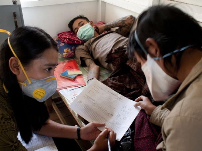 MSF Warns of Drug-Resistant TB Crisis 