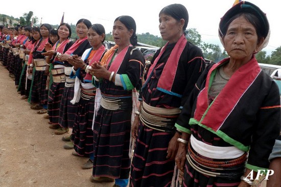 Ethnic-Palaung-women