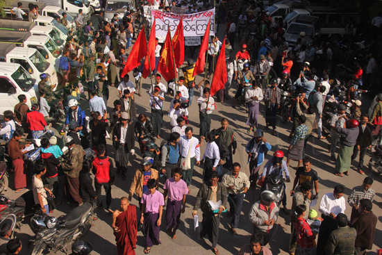 Student-Strike-Mandalay-Began-Marching-05