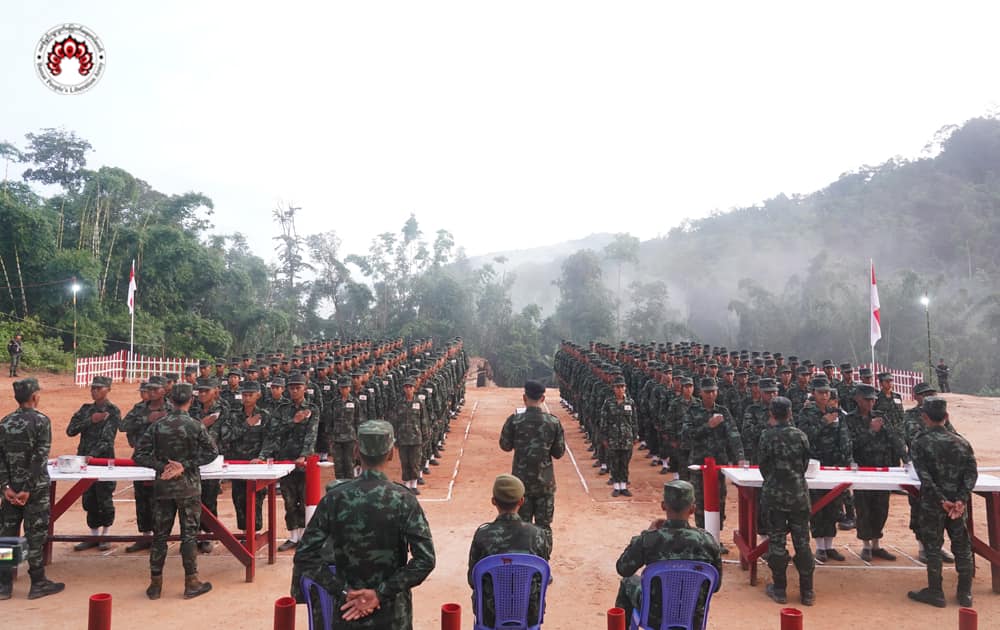 Burmese People s Liberation Army thanks AA for military training