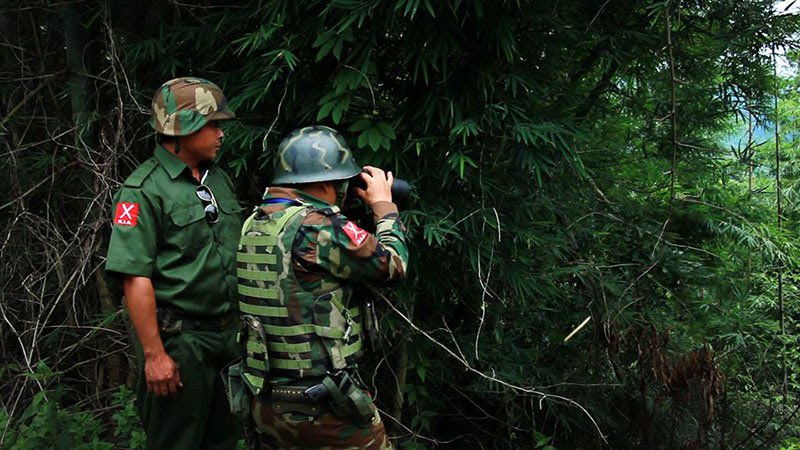 All amber miners trapped in Kachin conflict escape | Burma News ...