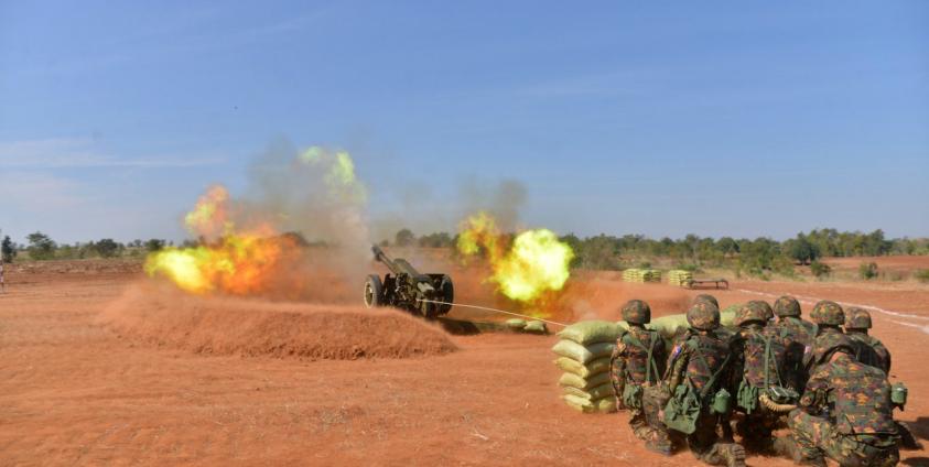 ၂၀၁၉ ခုနှစ်အတွင်းက စစ်ကောင်စီတပ်မှ စစ်ရေးလေ့ကျင့်မှုတစ်ခုအား တွေ့ရစဉ်။ ဓာတ်ပုံ - cincds။