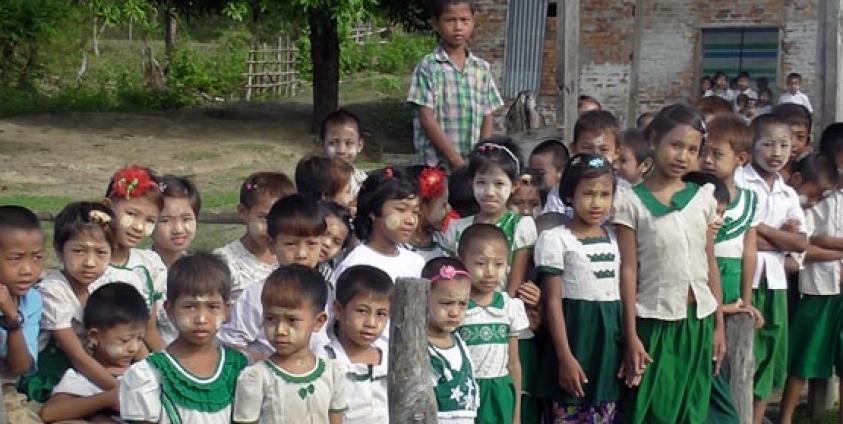 Arakan Language Teaching During School Hours Still Forbidden