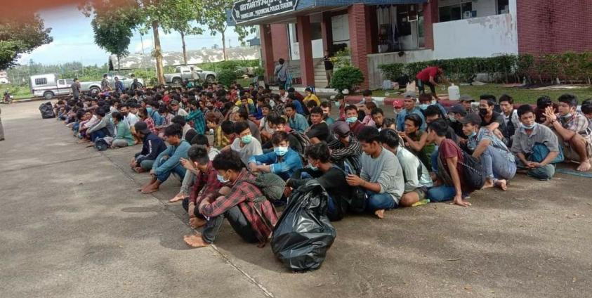 Myanmar citizens detained in connection with the death of a Thai man. (Photo: BBC)