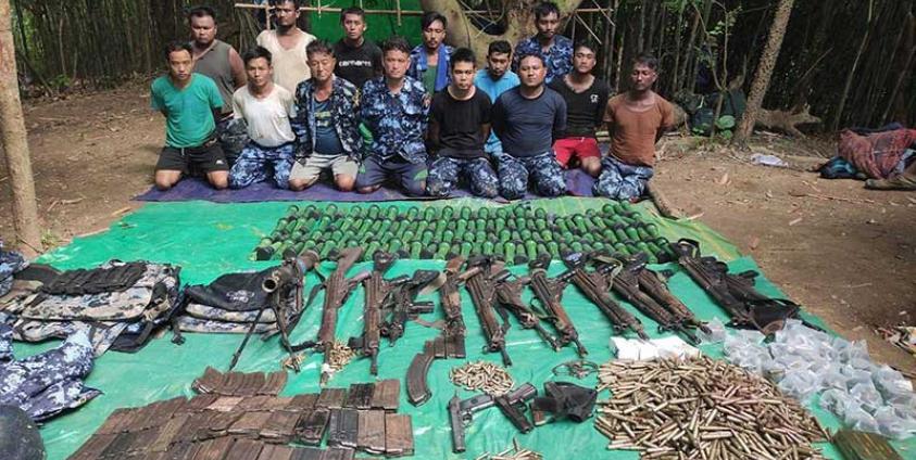 14 border police personnel, including a senior officer, surrendered to the Arakan Army released by AA)